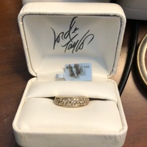 LeVian diamond ring 14k yellow gold sz 7